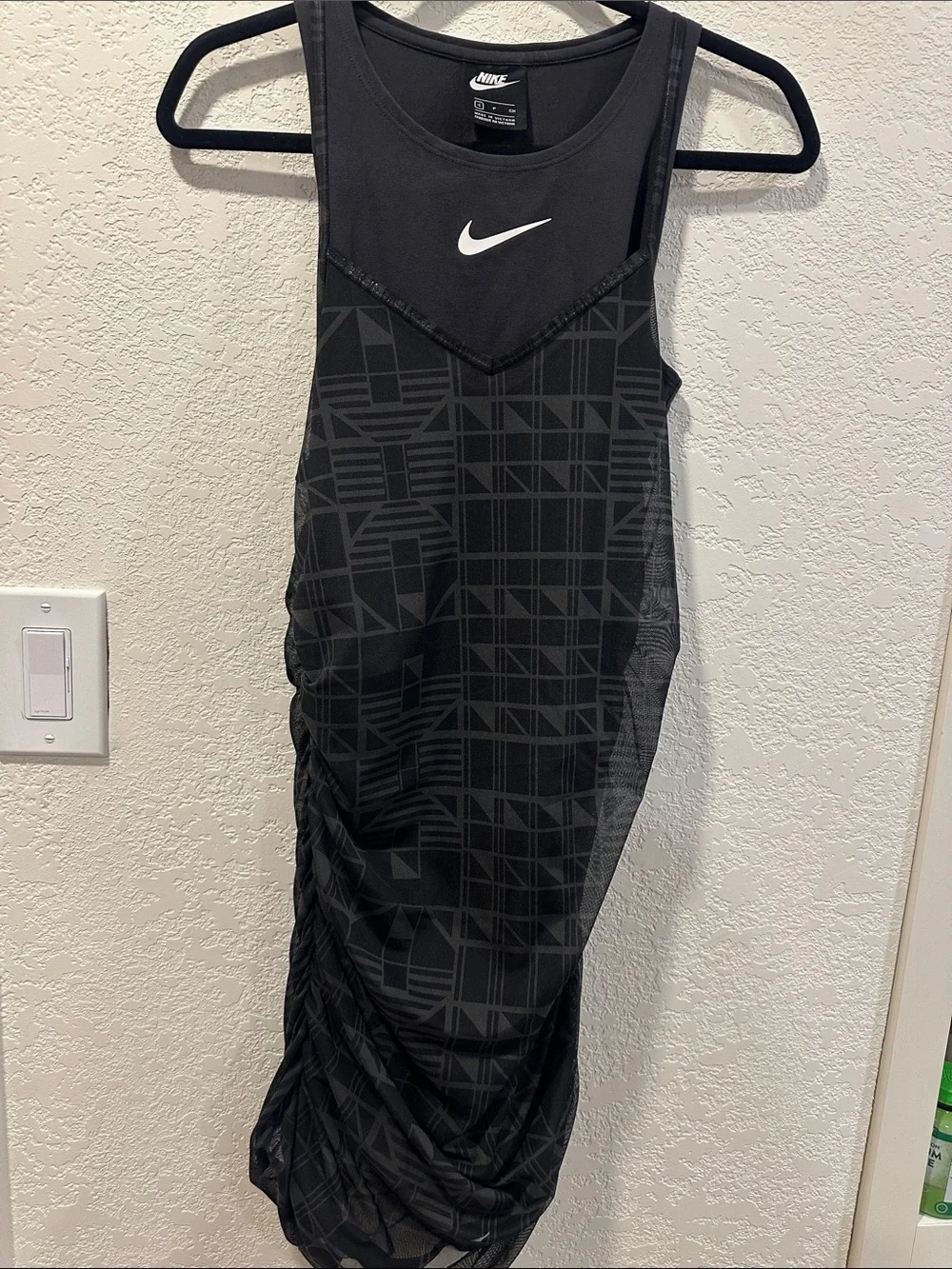 Nike Black Geometric indio Ruched, Tank Dress with White Swoosh 0011